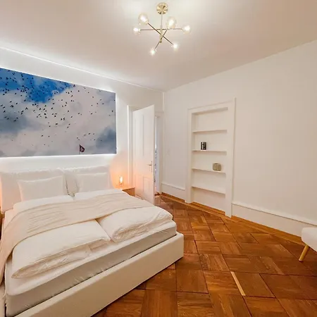 West Center 4 Bed Free Parking Wifi Apartment Interlaken