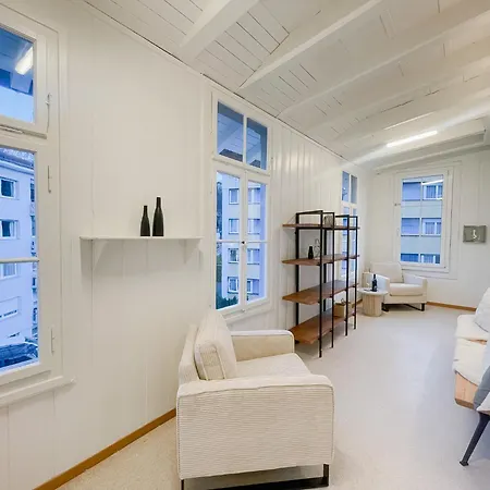 West Center 4 Bed Free Parking Wifi